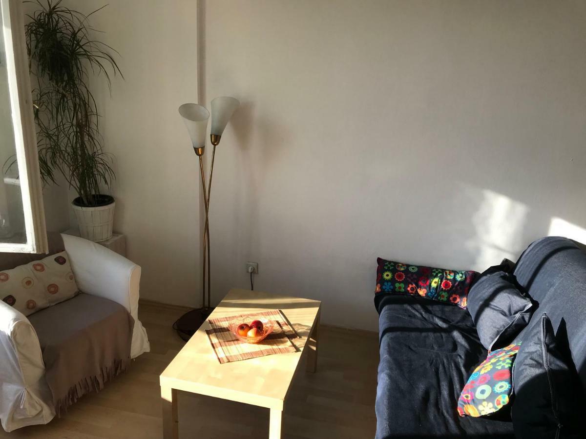 Appartamento Cosy Flora Nest Praga Esterno foto
